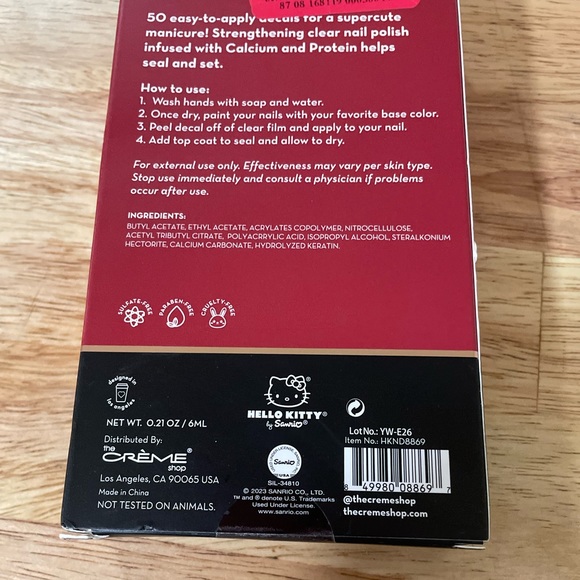 Crème Hello Kitty Halloween 50 decals and clear polish NIB - Picture 3 of 3